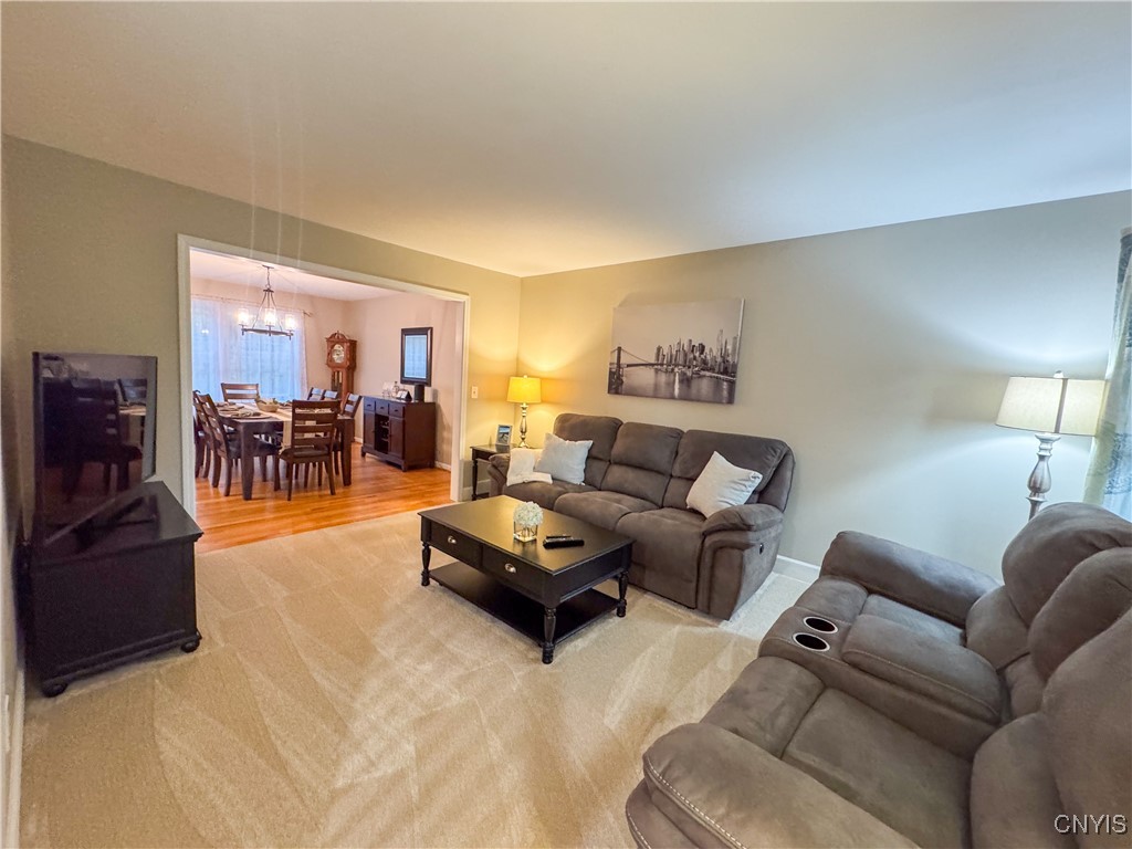 53 Dylan Drive Central Square, NY 13036 - Photo 5 of 44