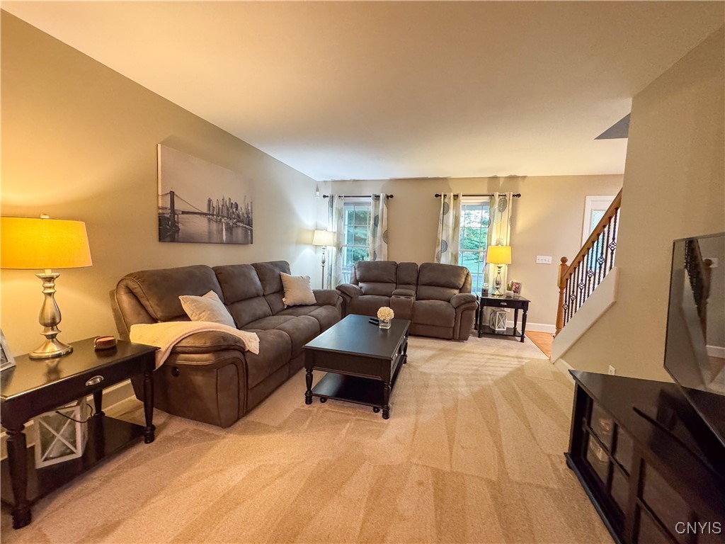 53 Dylan Drive Central Square, NY 13036 - Photo 6 of 44