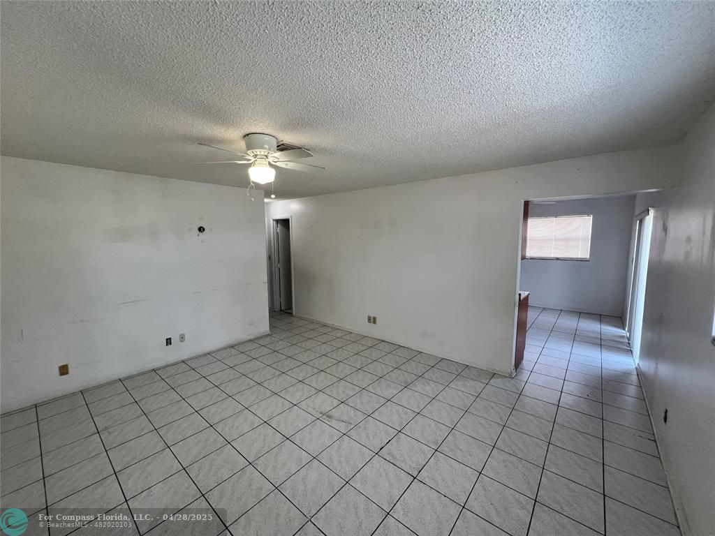230 Southwest 1st Street, Unit G8 Pompano Beach, FL 33060 - Photo 5 of 16