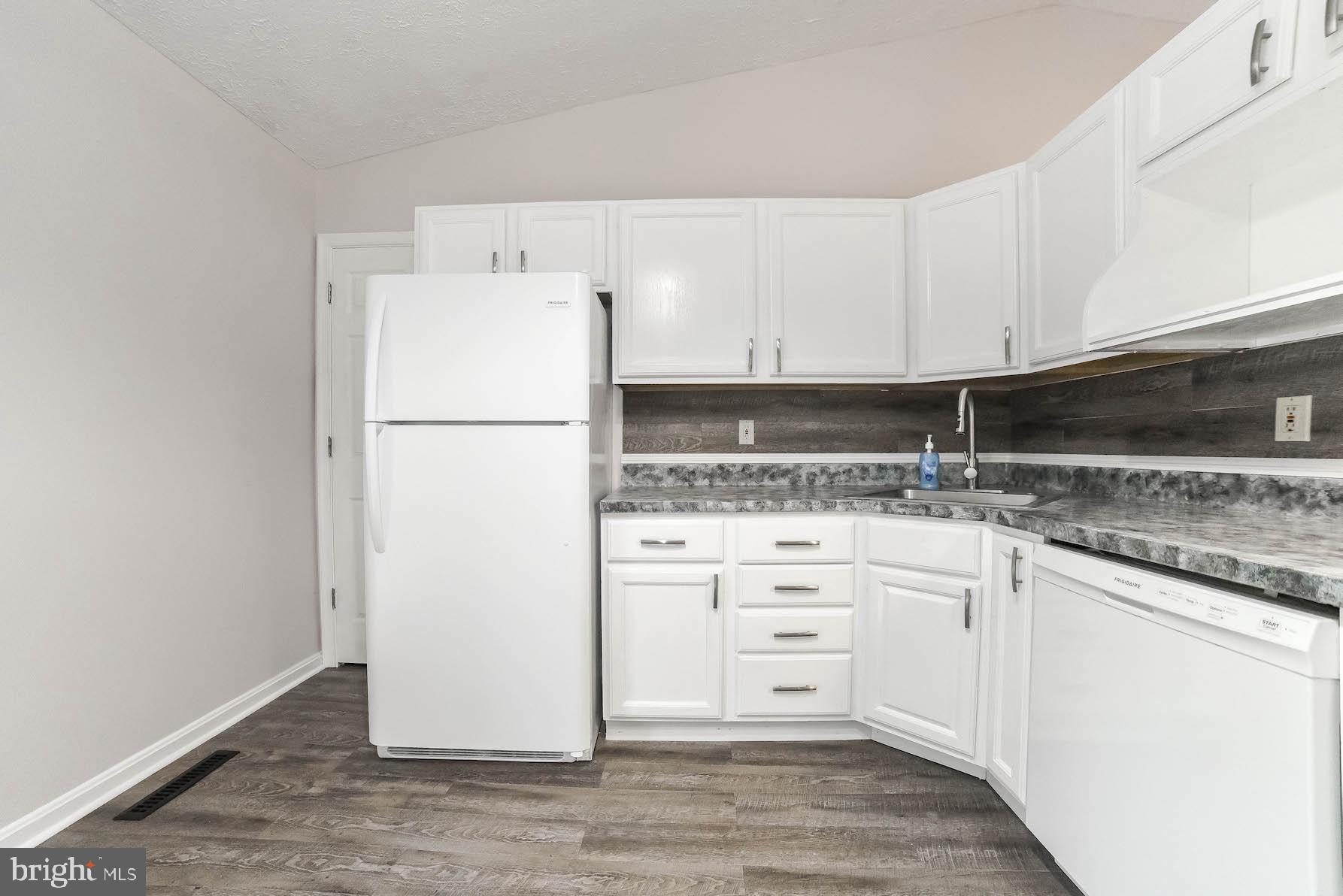 11459 Rawhide Road Lusby, MD 20657 - Photo 11 of 38 Gallery Image 11