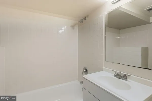 $1,750 | 58 Quincy Place Northeast, Unit 1, Washington, DC 20002