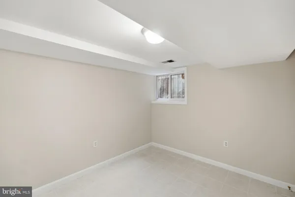 $1,750 | 58 Quincy Place Northeast, Unit 1, Washington, DC 20002