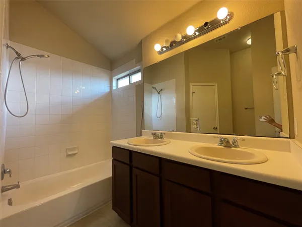 $1,890 | 15203 Lucian Drive, Austin, TX 78725