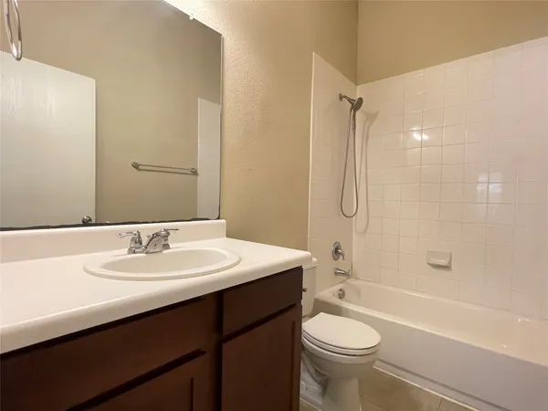 $1,890 | 15203 Lucian Drive, Austin, TX 78725