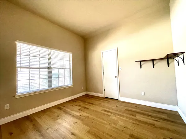 $1,890 | 15203 Lucian Drive, Austin, TX 78725