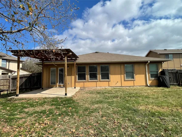 $1,890 | 15203 Lucian Drive, Austin, TX 78725