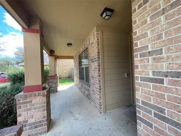 $1,890 | 15203 Lucian Drive, Austin, TX 78725