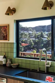 $1,695,000 | 4249 Torreon Drive, Woodland Hills, CA 91364