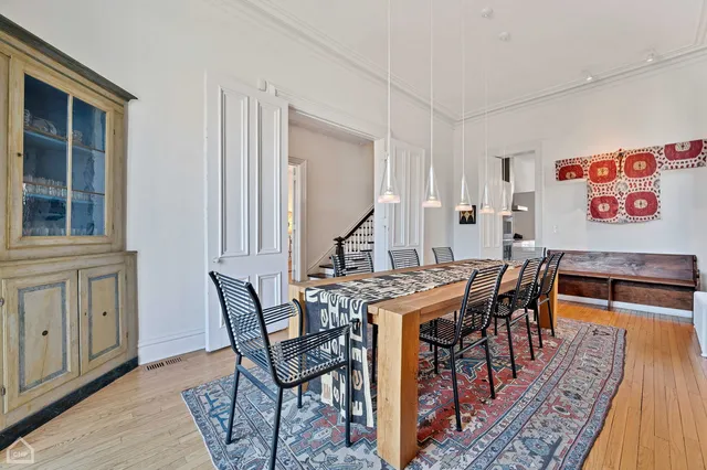 $3,200,000 | 5704 South Dorchester Avenue, Chicago, IL 60637