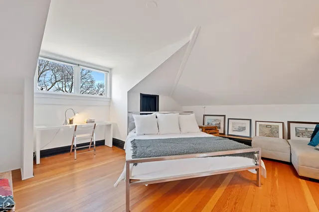 $3,200,000 | 5704 South Dorchester Avenue, Chicago, IL 60637