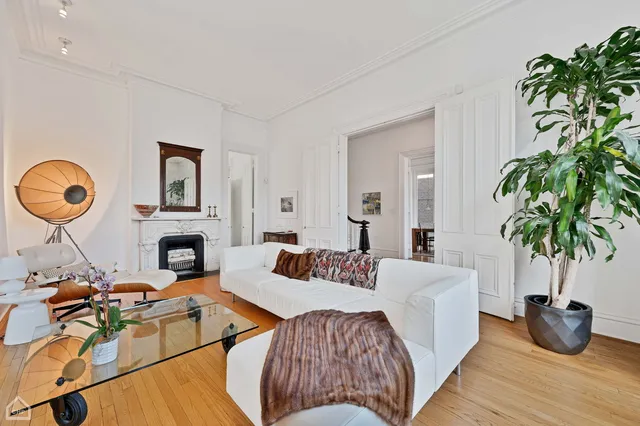 $3,200,000 | 5704 South Dorchester Avenue, Chicago, IL 60637