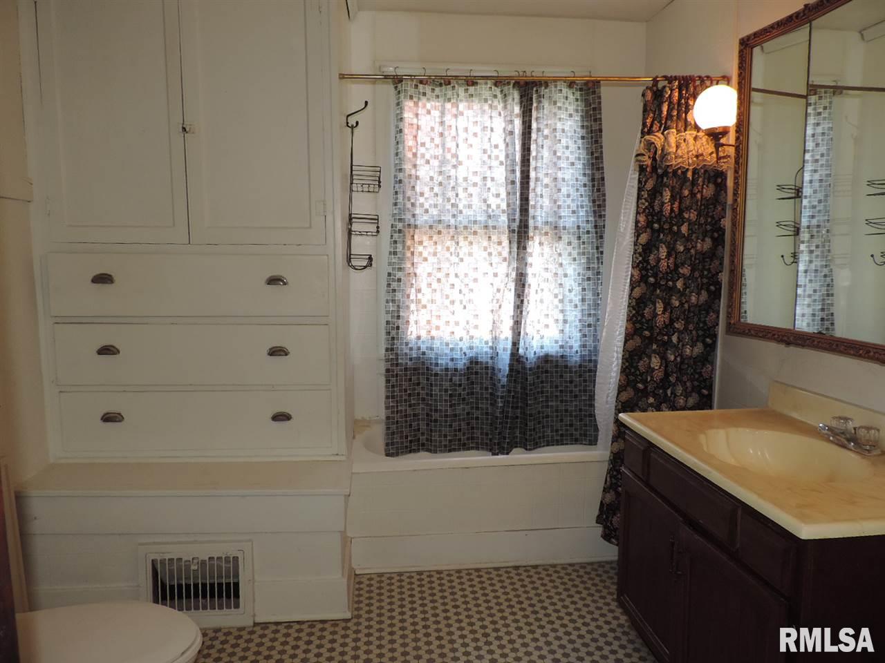 1 Rosenberg Court Pekin, IL 61554 - Photo 19 of 23 Gallery Image 19