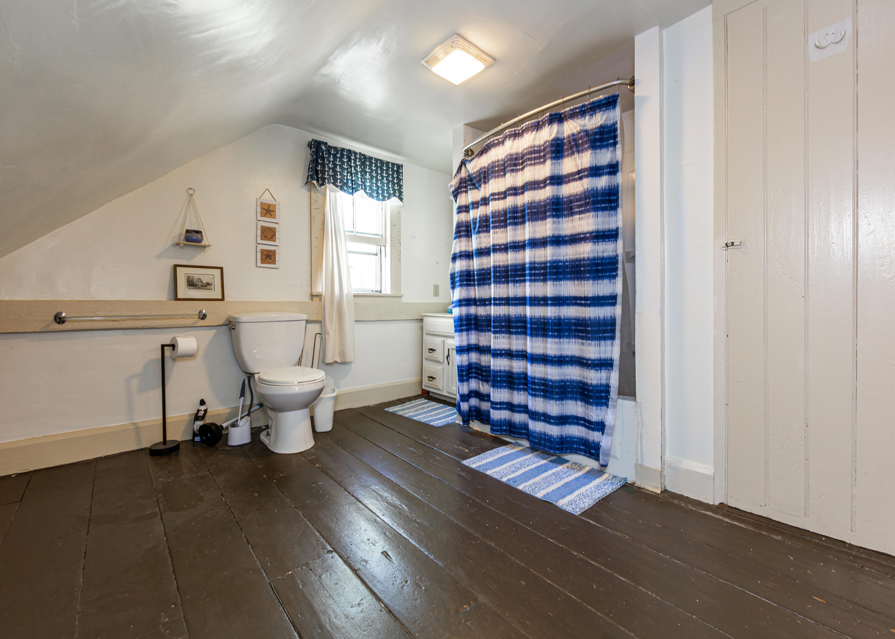 1276 Surry Road Surry, ME 04684 - Photo 47 of 51 Farmhouse Bathroom