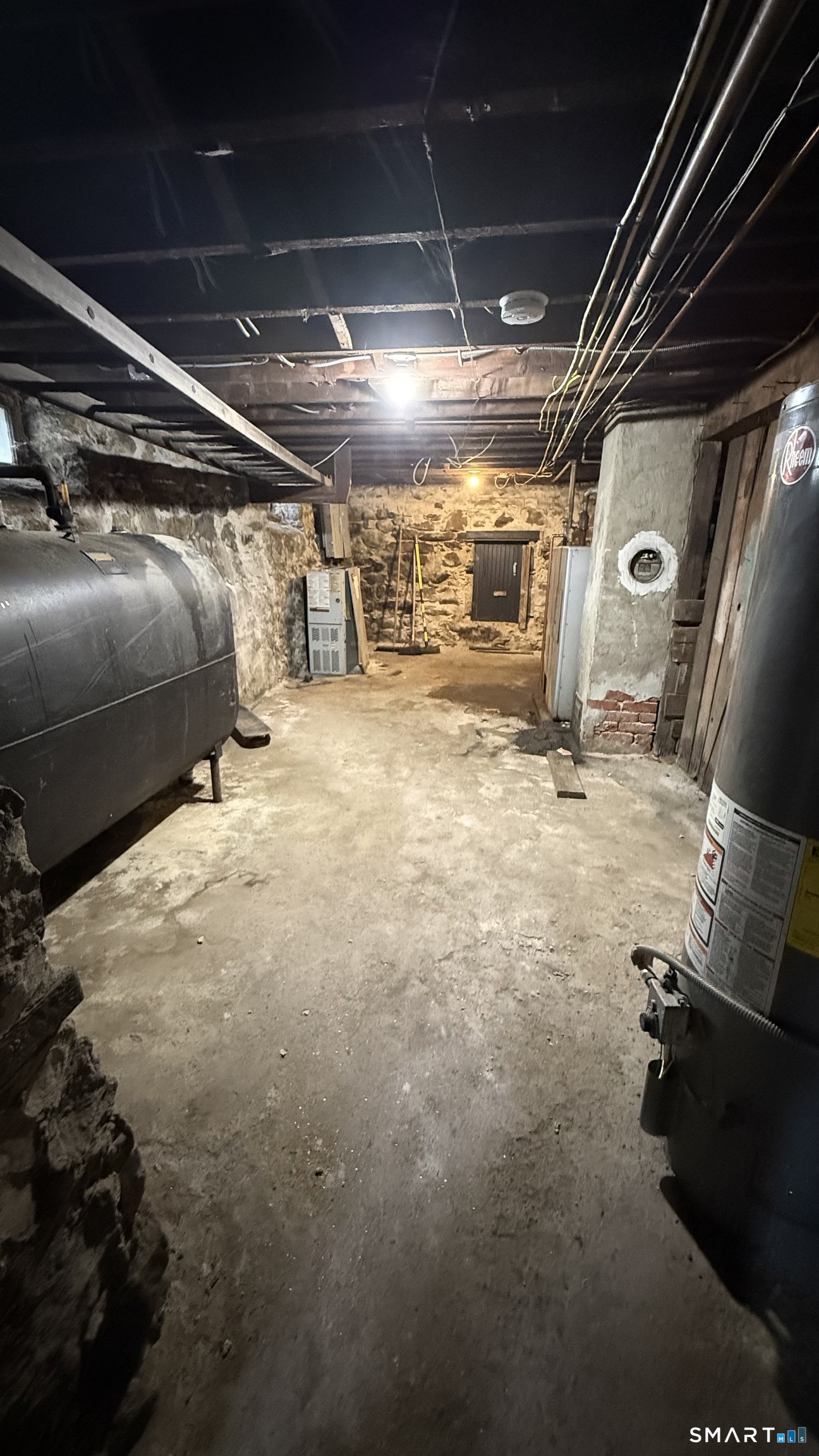 25 Avon Avenue Waterbury, CT 06708 - Photo 18 of 26