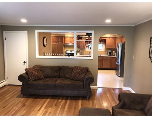 39 Arkwright Road Webster, MA 01570 - Photo 5 of 26 Gallery Image 5