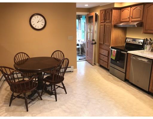 39 Arkwright Road Webster, MA 01570 - Photo 8 of 26 Gallery Image 8