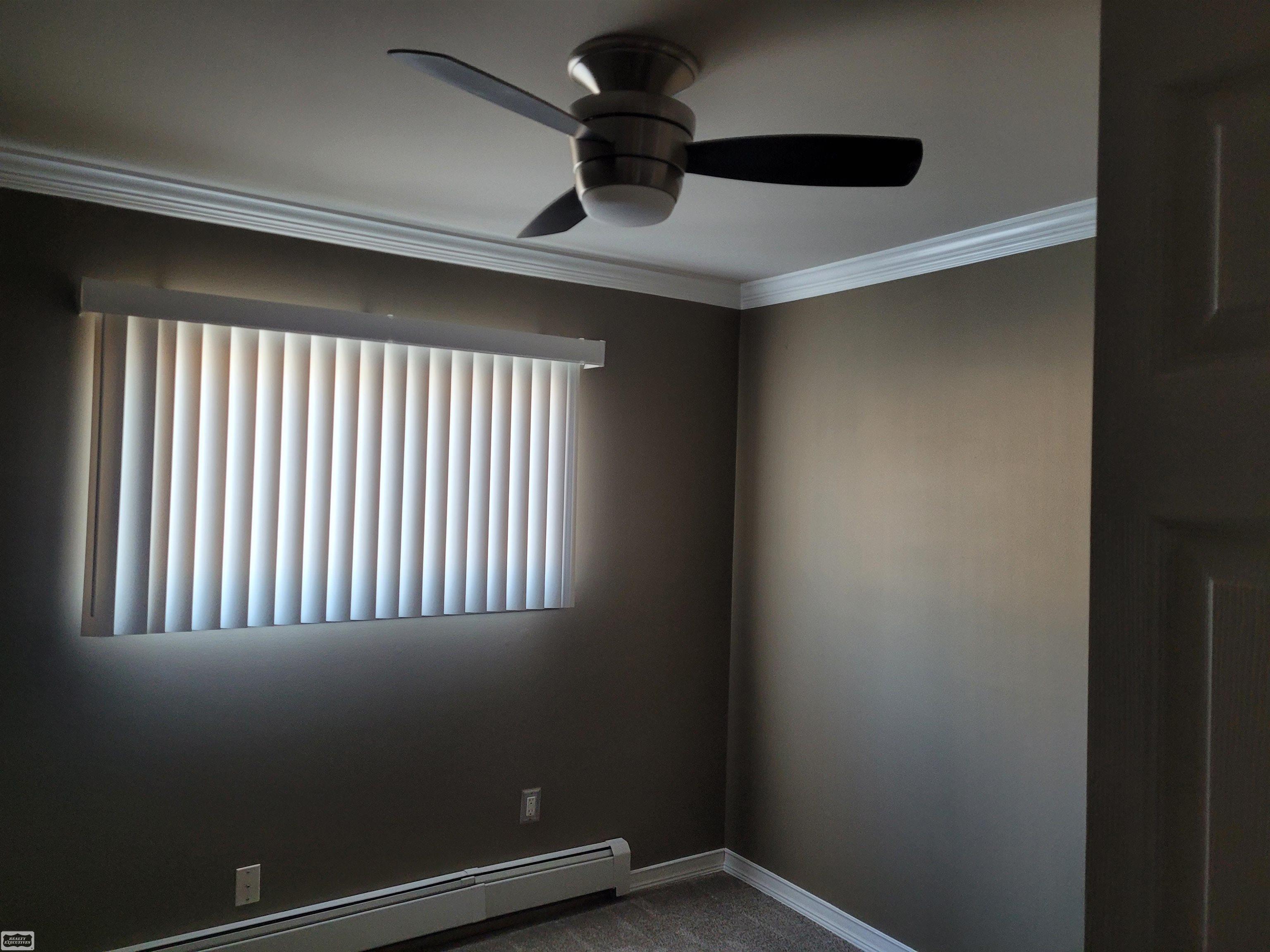 17431 East 14 Mile Road Fraser, MI 48026 - Photo 5 of 16 50134208-2c8ccf65-4f29-4c0c-b0ac-96620be5ff43.JPG