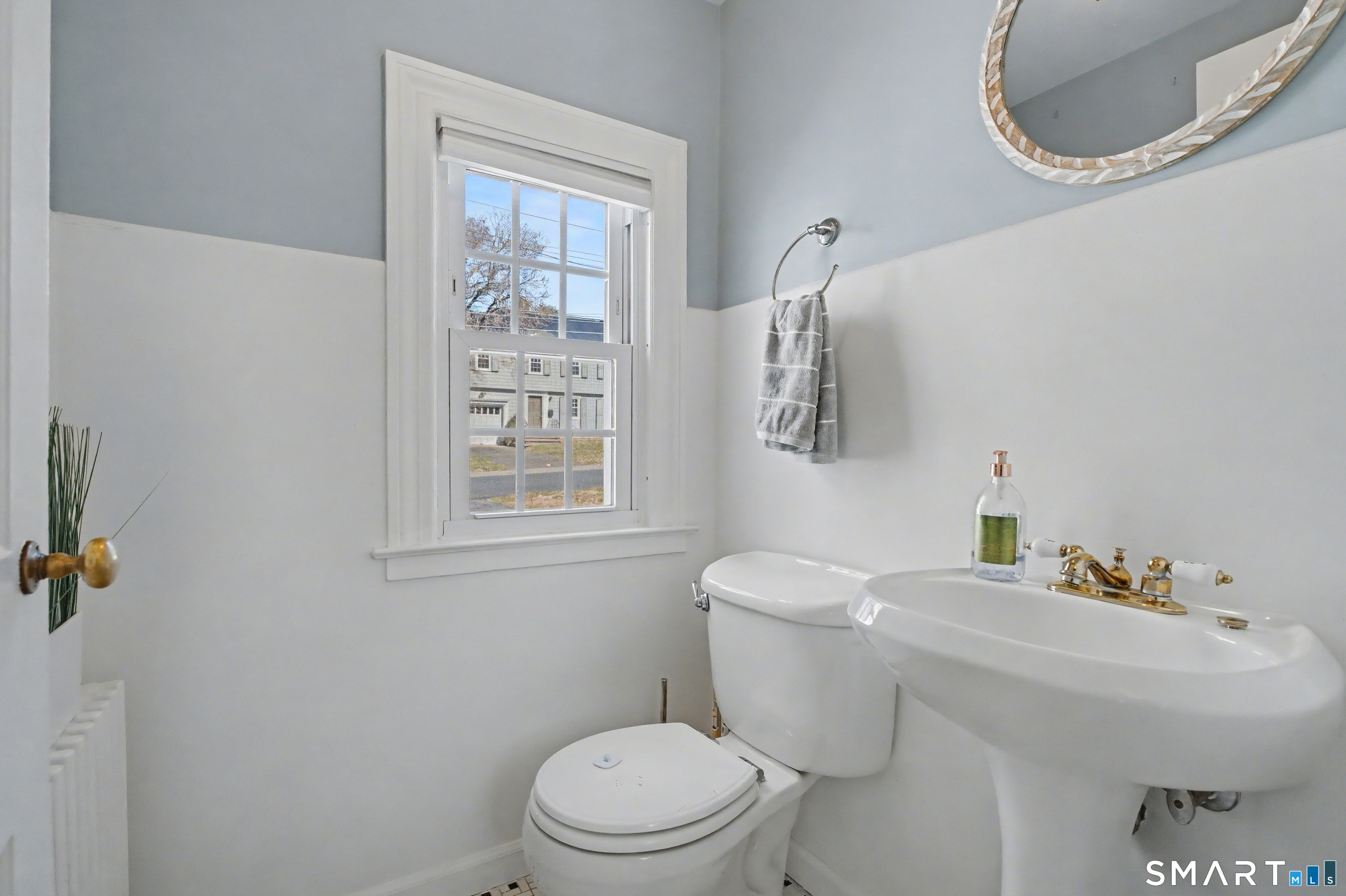 109 Gillies Road Hamden, CT 06517 - Photo 17 of 40