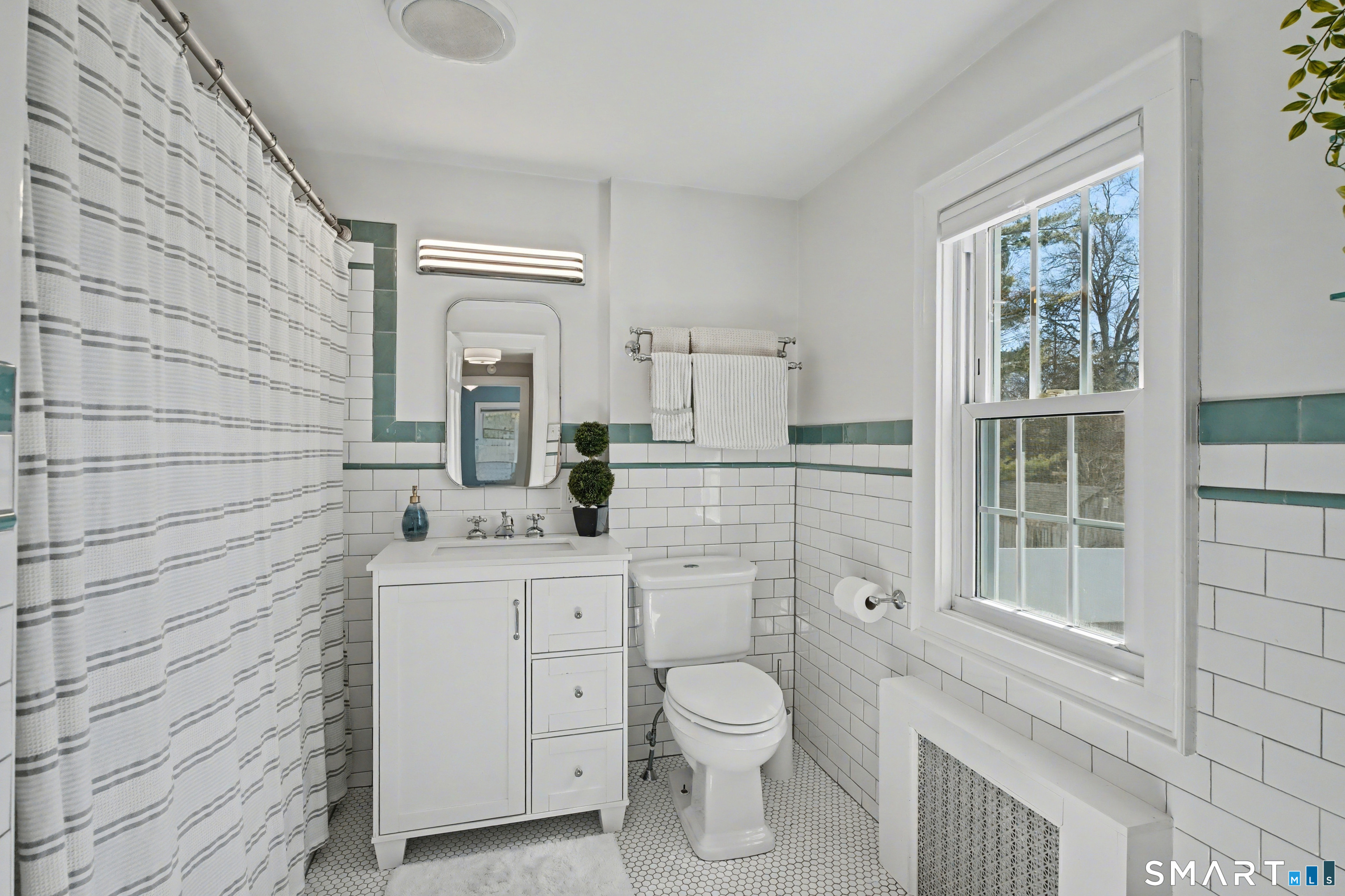 109 Gillies Road Hamden, CT 06517 - Photo 21 of 40