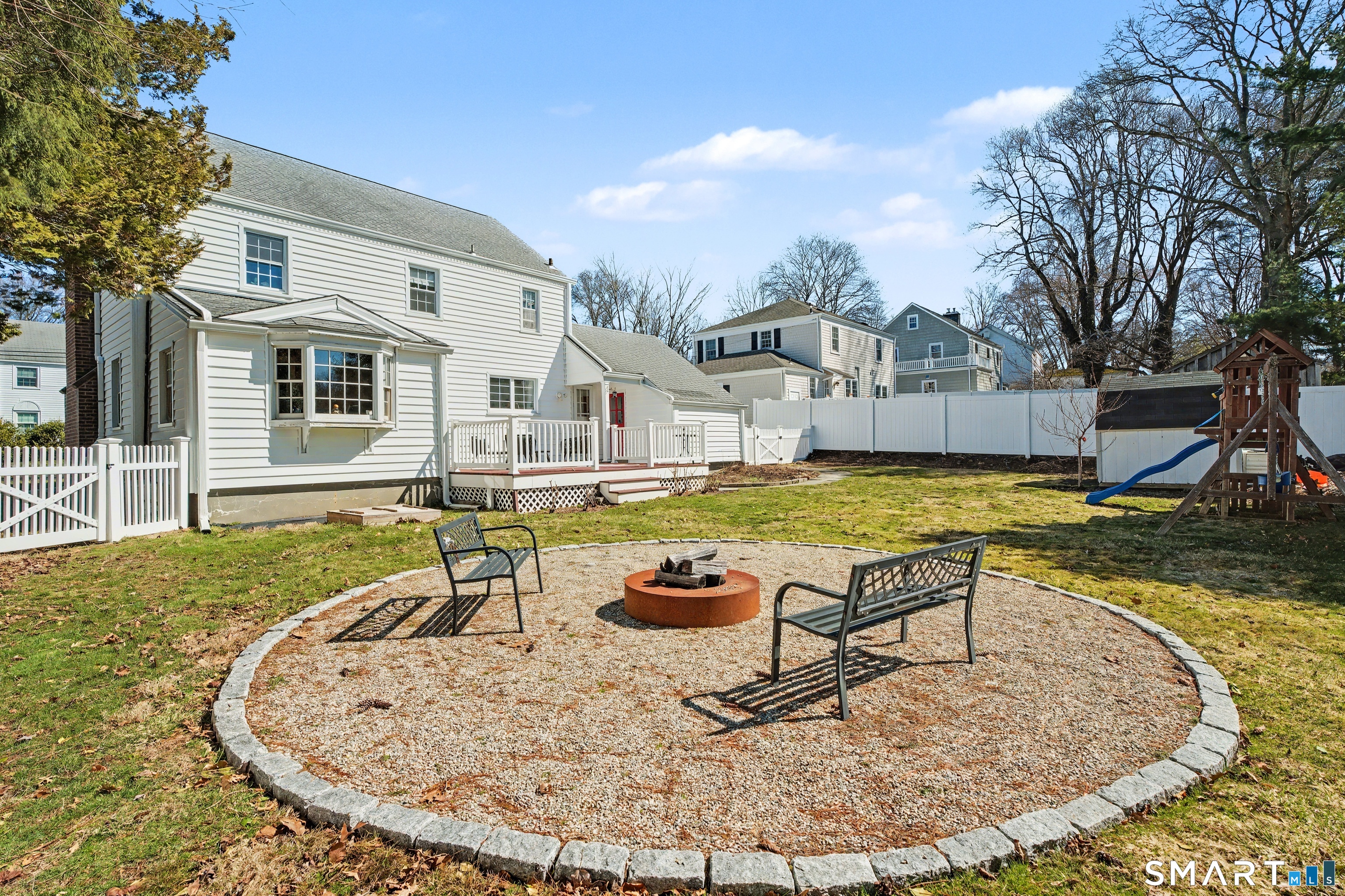 109 Gillies Road Hamden, CT 06517 - Photo 29 of 40