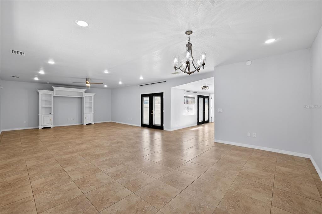 3240 Apfel Road Wesley Chapel, FL 33543 - Photo 11 of 41