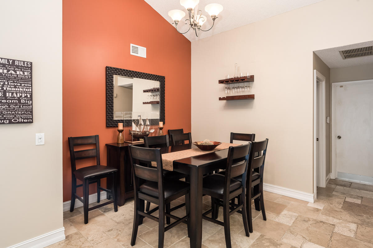22340 Martella Avenue Boca Raton, FL 33433 - Photo 5 of 26 Dining Room