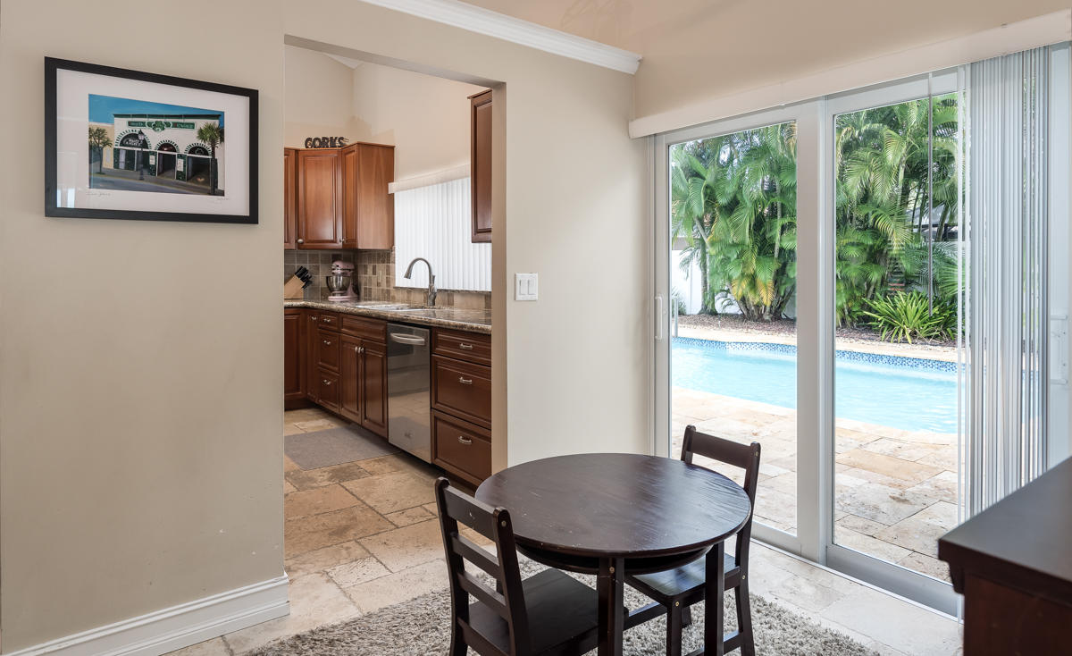 22340 Martella Avenue Boca Raton, FL 33433 - Photo 9 of 26 Full Kitchen