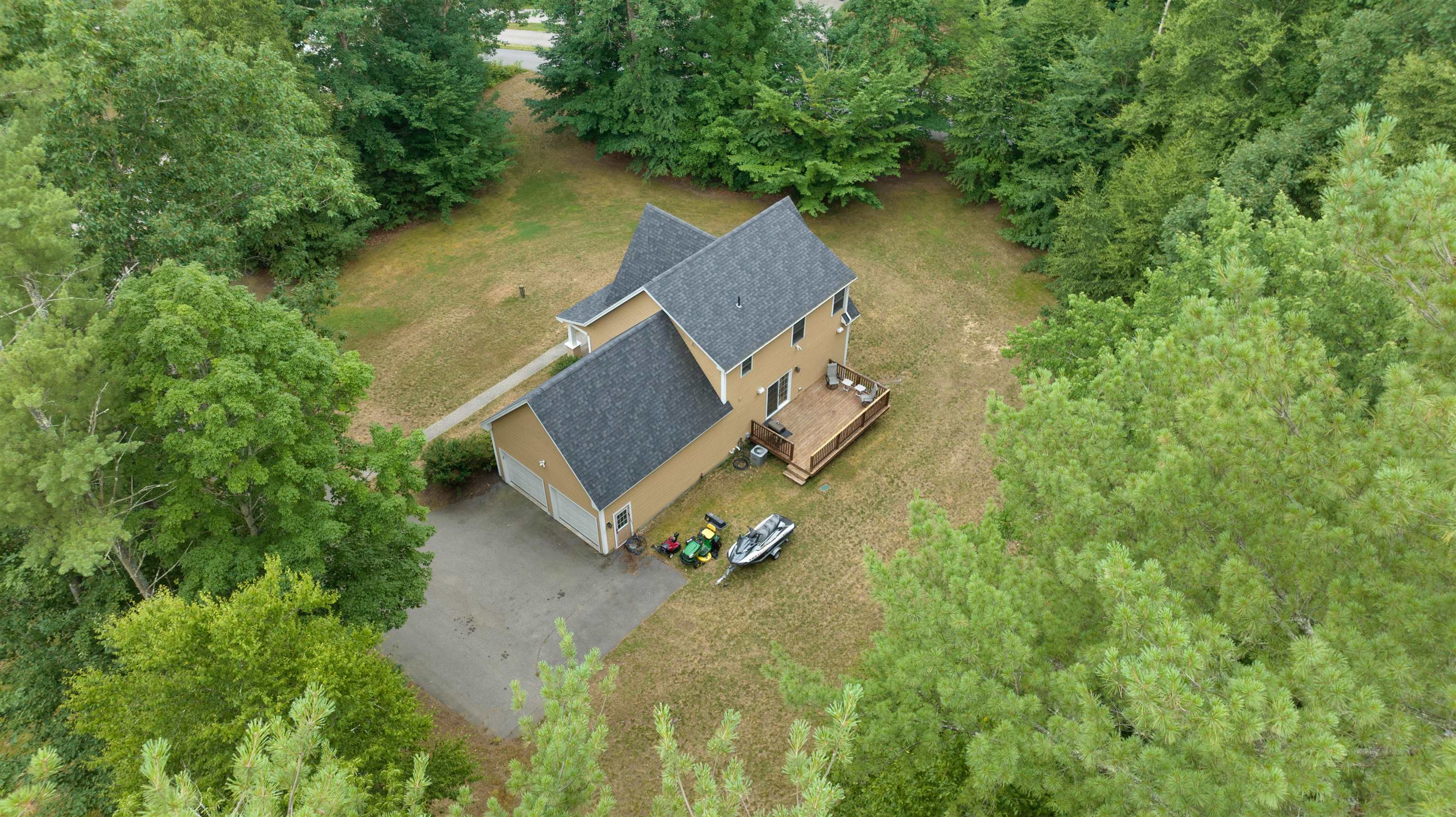 40 Morgan Drive Epping, NH 03042 - Photo 32 of 39