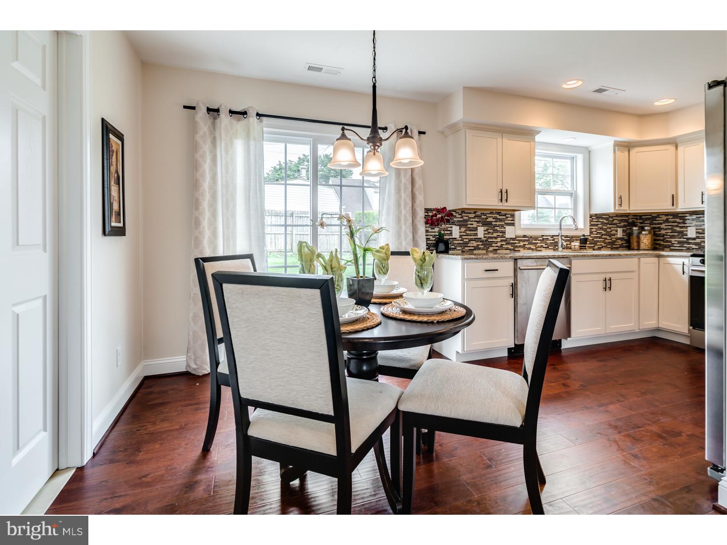 36 Quiet Road Levittown, PA 19057 - Photo 6 of 14 Breakfast Room