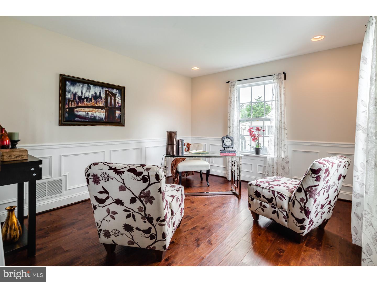 36 Quiet Road Levittown, PA 19057 - Photo 9 of 14 Office / Study