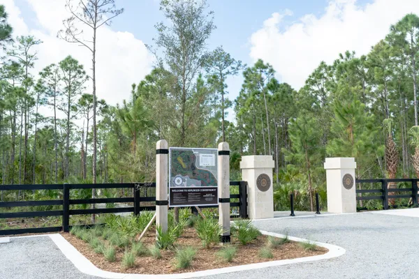 $3,900 | 866 Southwest Bushel Trail, Palm City, FL 34990