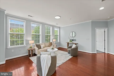$599,900 | 400 Cameron Station Boulevard, Unit 202, Alexandria, VA 22304