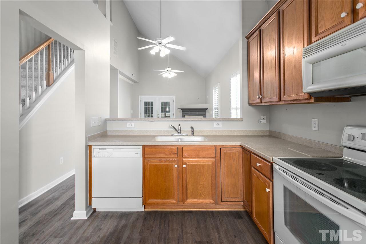 2213 Banks Hill Row Road Raleigh, NC 27614 - Photo 7 of 30 Gallery Image 7