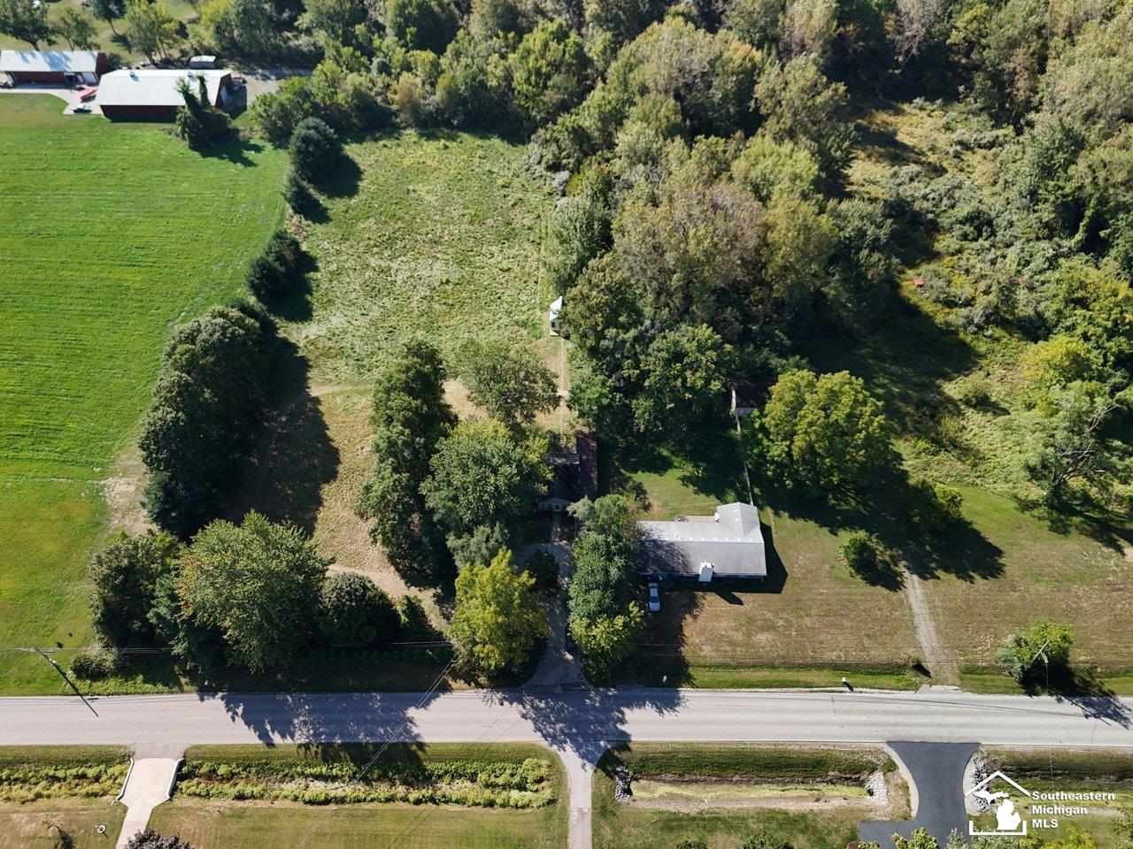 109 West Dean Road Temperance, MI 48182 - Photo 36 of 49 50188992-bd22bf22-d2a2-44ca-bd46-1f0c3caed1c7.JPG