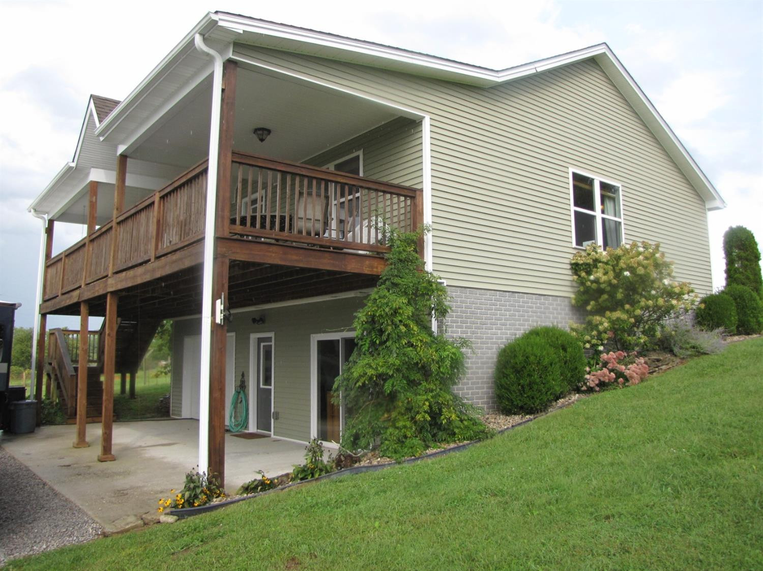 81 Goshen Church Road Stanford, KY 40484 - Photo 2 of 61 Photo 2