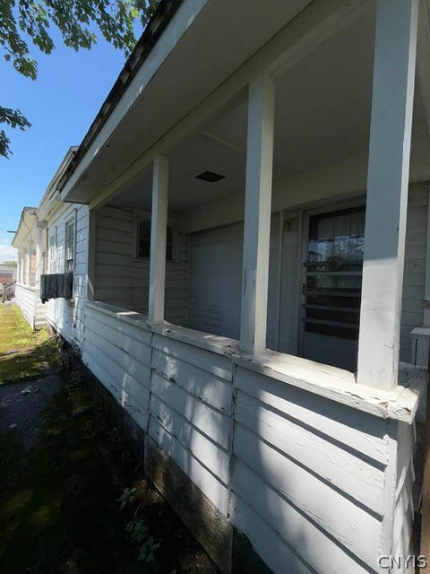 418 Roberts Street Rome, NY 13440 - Photo 4 of 33