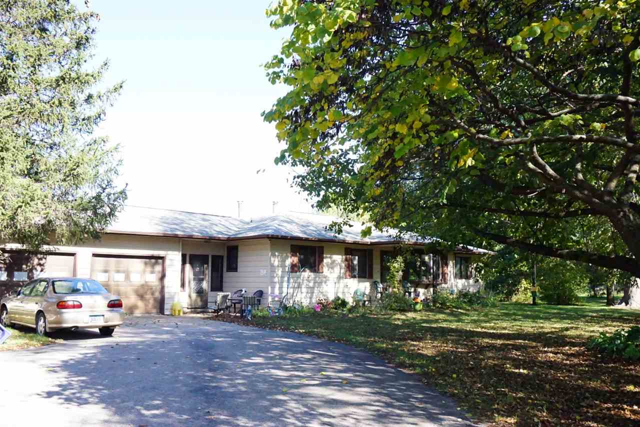 2649 Newport Road Northeast Solon, IA 52333 - Photo 1 of 50 Gallery Image 1