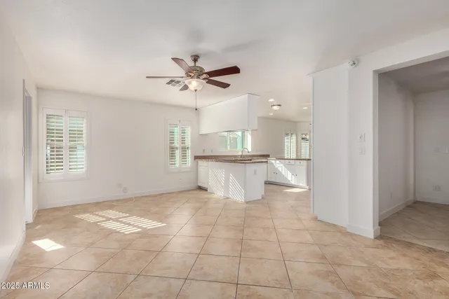 $389,900 | 12642 North 79th Avenue, Peoria, AZ 85381