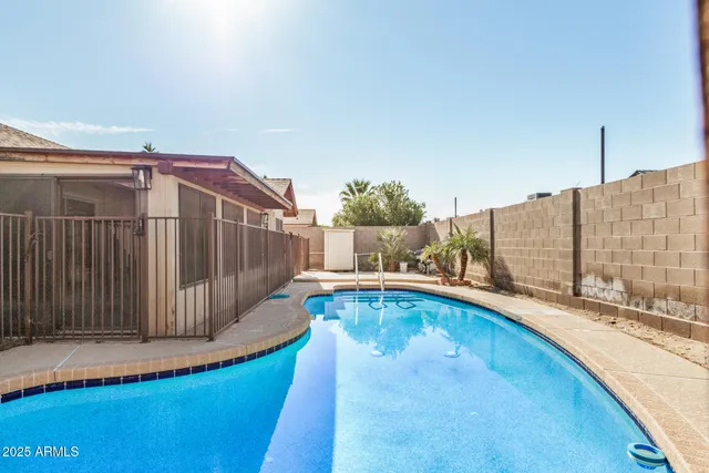 $389,900 | 12642 North 79th Avenue, Peoria, AZ 85381