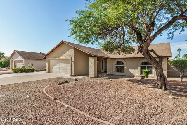 $389,900 | 12642 North 79th Avenue, Peoria, AZ 85381