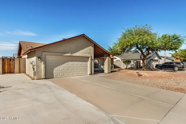 $389,900 | 12642 North 79th Avenue, Peoria, AZ 85381