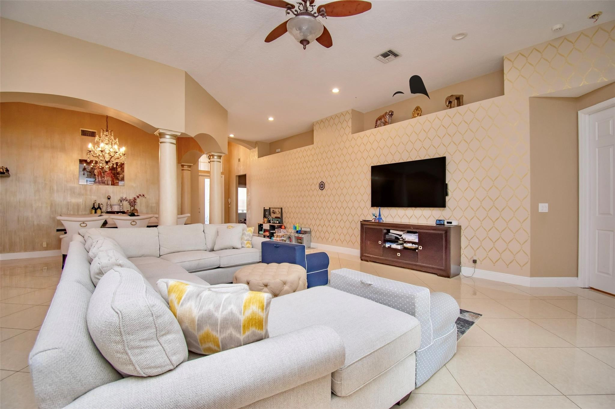 12372 Cascades Pointe Drive Boca Raton, FL 33428 - Photo 7 of 41 Photo 7