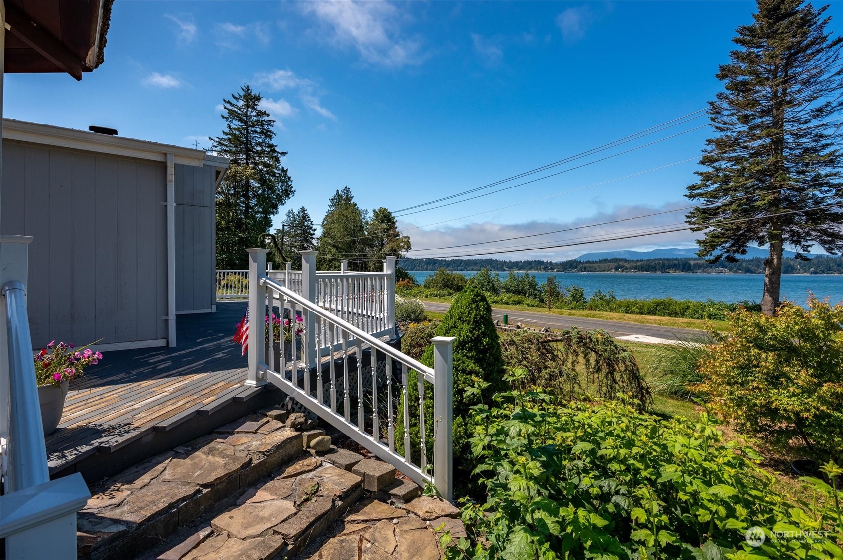 2492 MacKenzie Road Bellingham, WA 98226 - Photo 6 of 40 Gallery Image 6