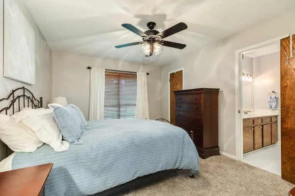 $234,900 | 131 Singleton Street, Jones Creek, TX 77541