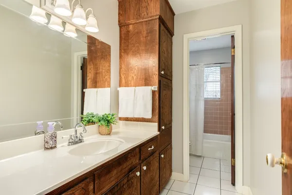 $234,900 | 131 Singleton Street, Jones Creek, TX 77541