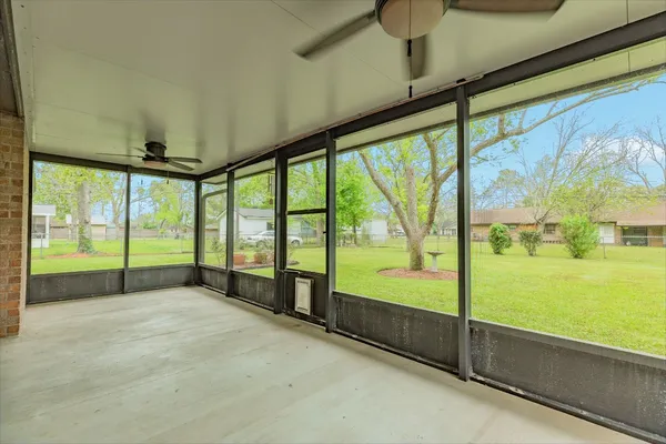 $234,900 | 131 Singleton Street, Jones Creek, TX 77541