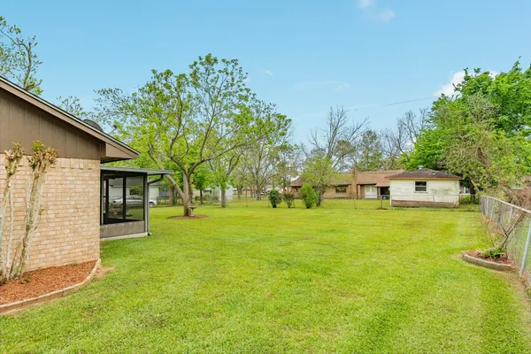 $234,900 | 131 Singleton Street, Jones Creek, TX 77541