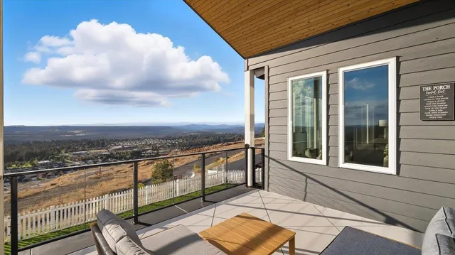 $1,099,000 | 8603 North Upper Mayes Lane, Spokane, WA 99208