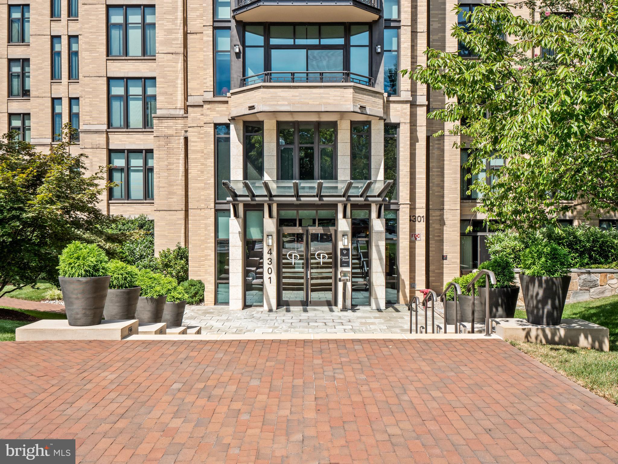 4301 Military Road Northwest, Unit 412 Washington, DC 20015 - Photo 3 of 29