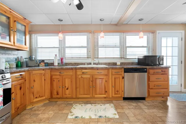 $3,400 | 48 Quaker Hill Road, Monroe, NY 10950